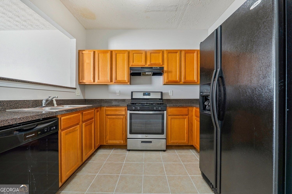 1378 Penhurst Drive - Photo 13