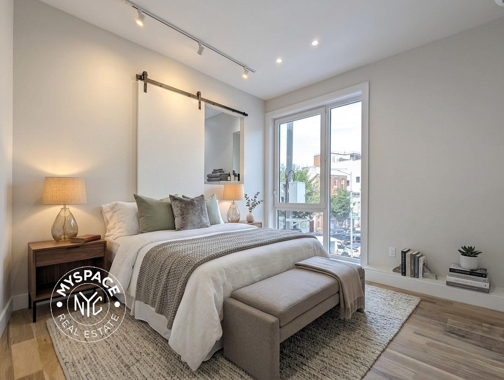 323 Eckford Street - Photo 10