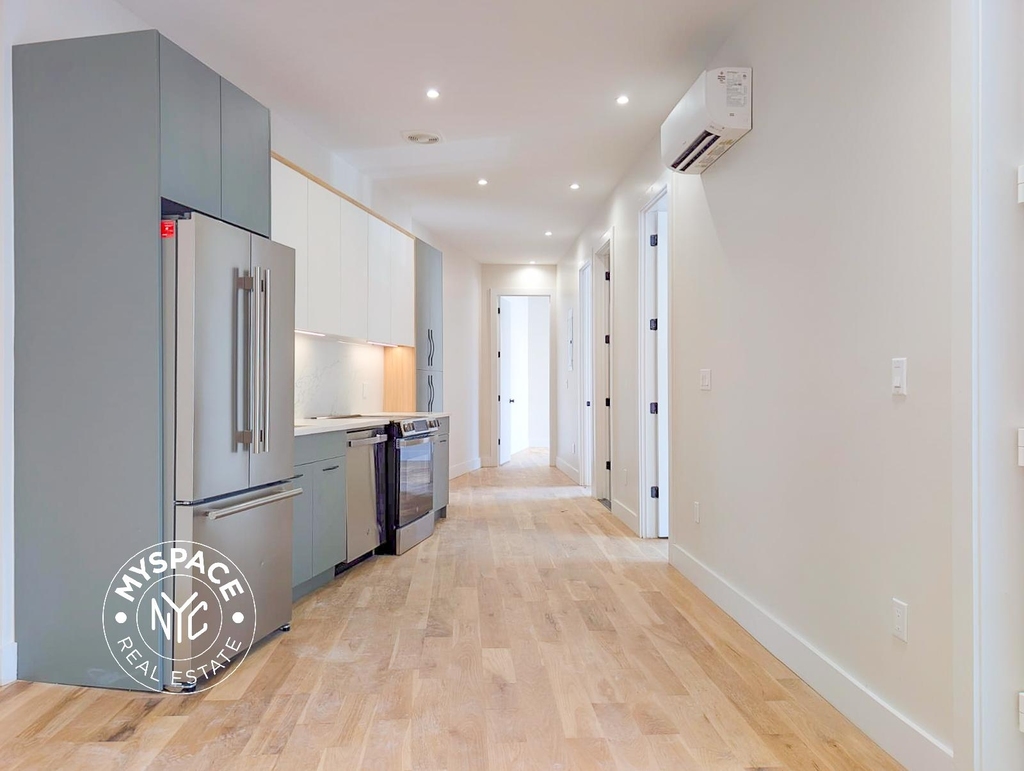 323 Eckford Street - Photo 6