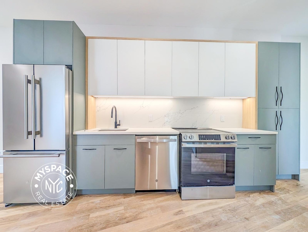 323 Eckford Street - Photo 5