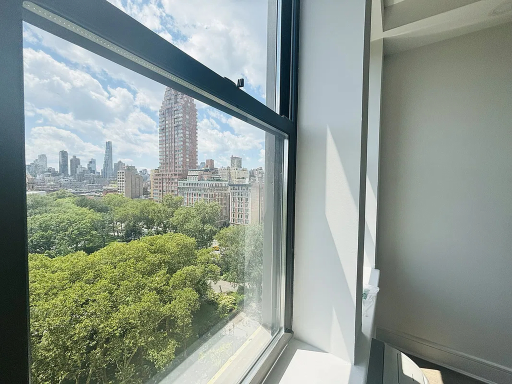 West 81st Street - Photo 6