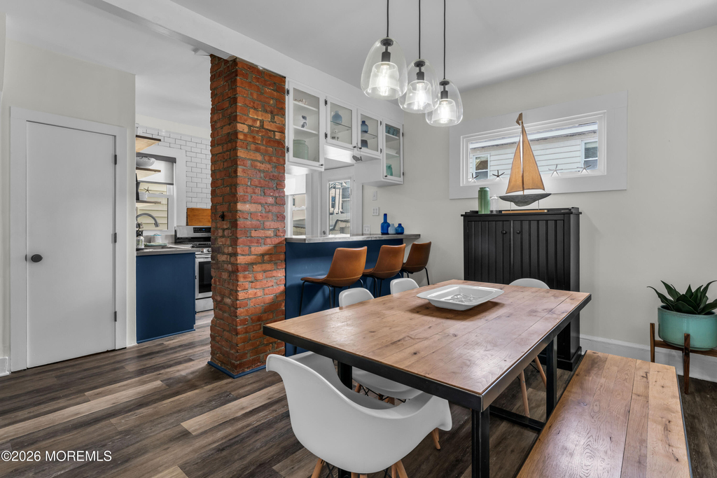1208 Bond Street - Photo 4