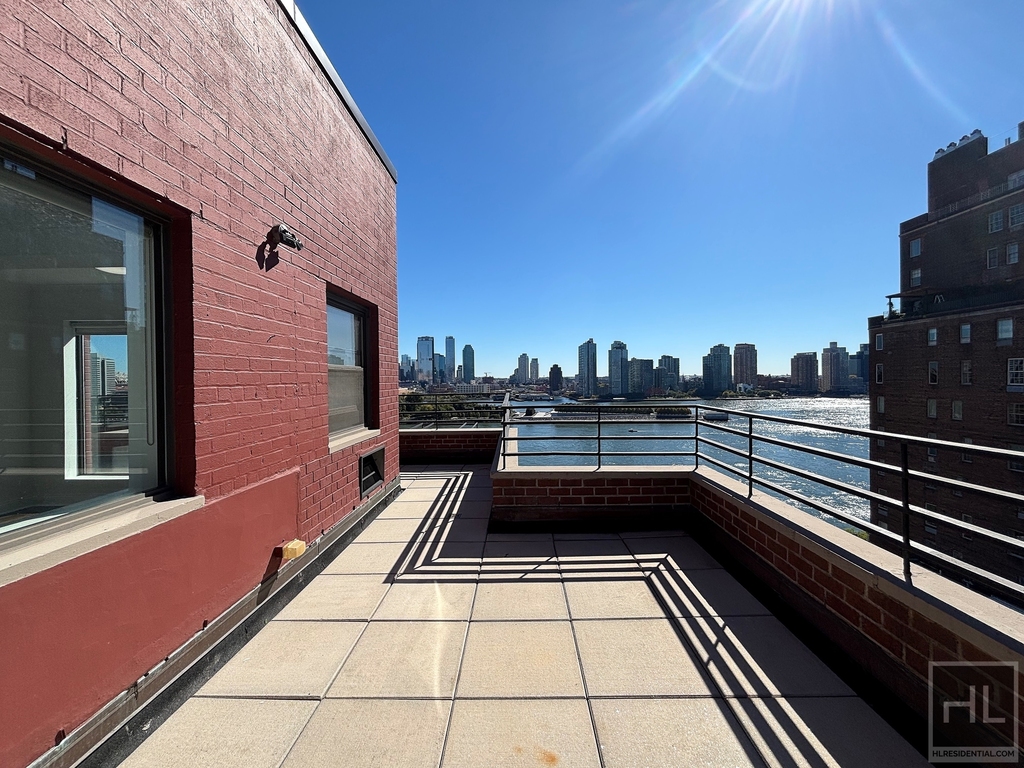 Beekman Place - Photo 4