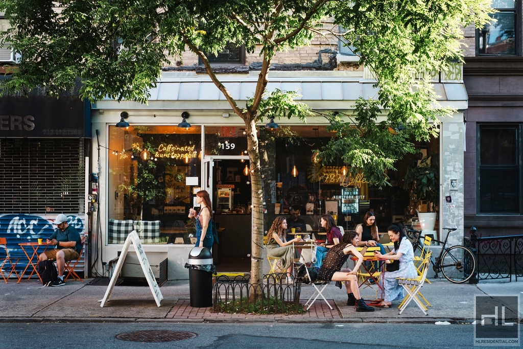 East 14th Street - Photo 0