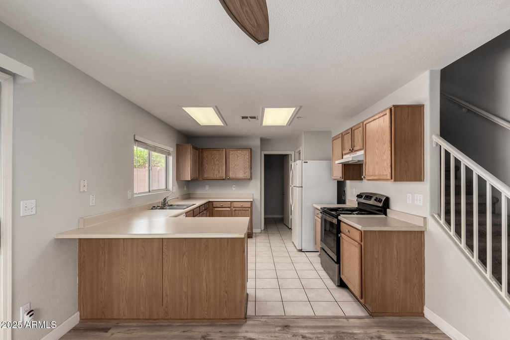 8888 E Garden Drive - Photo 9