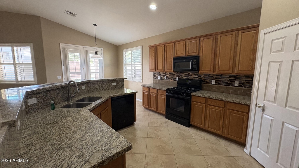 16953 W Limestone Drive - Photo 18