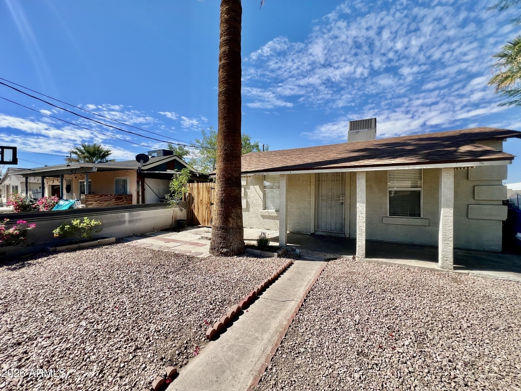 9622 N 12th Avenue - Photo 1