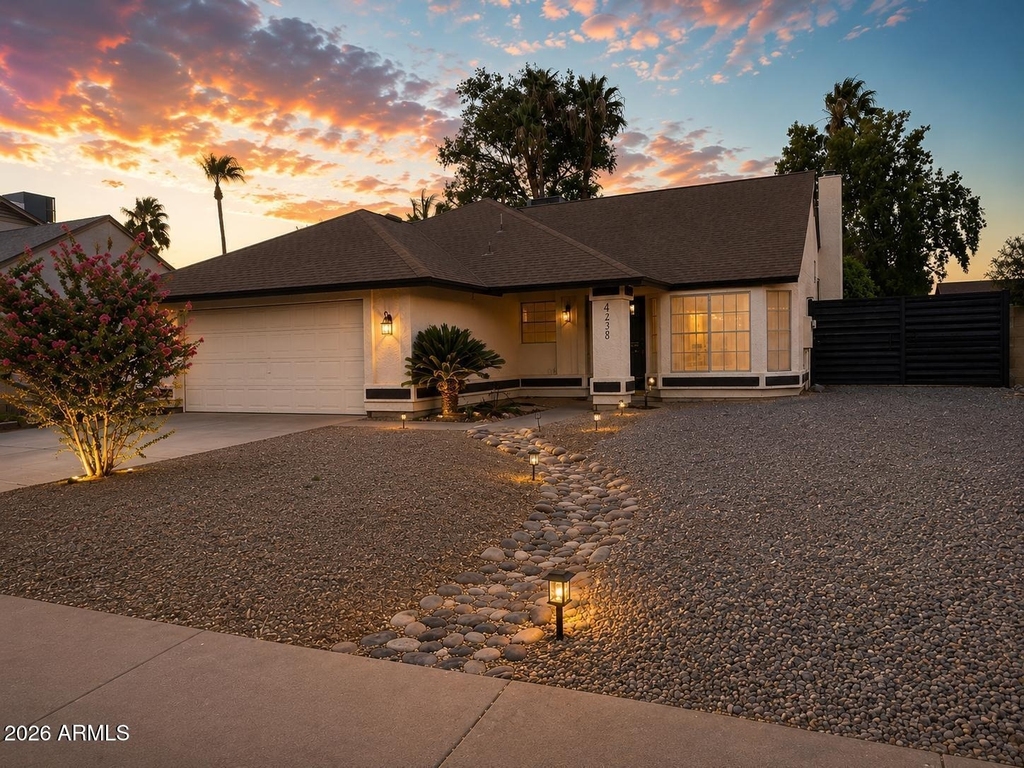 4238 E Everett Drive - Photo 4