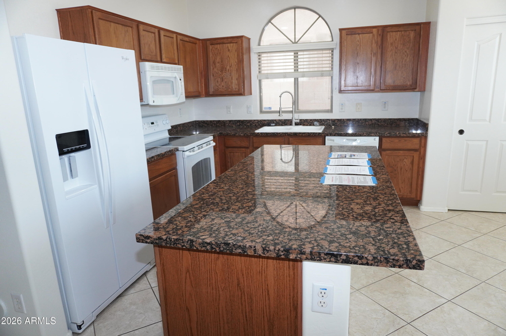 4230 S Mariposa Drive - Photo 3