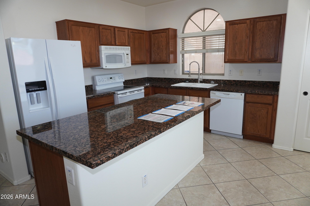 4230 S Mariposa Drive - Photo 2
