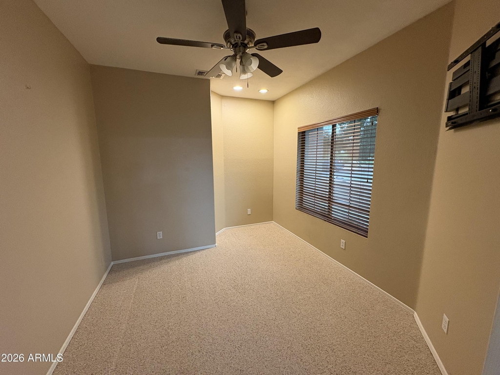 3938 W Buckskin Trail - Photo 18