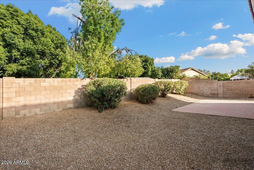 24225 N 39th Avenue - Photo 27