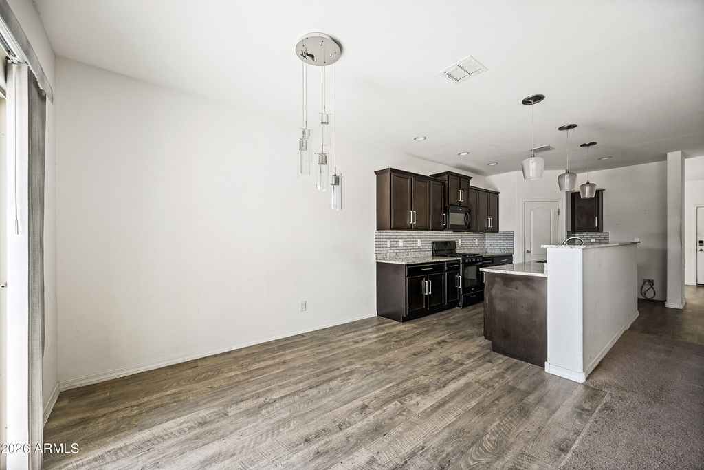 37453 W Prado Street - Photo 9