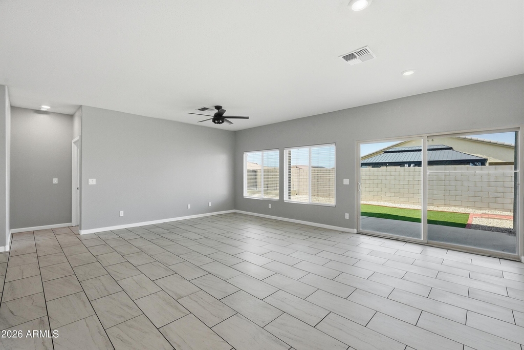 1692 W Aztec Drive - Photo 5