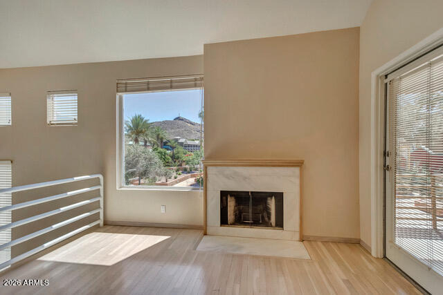 154 W 5th Street - Photo 4