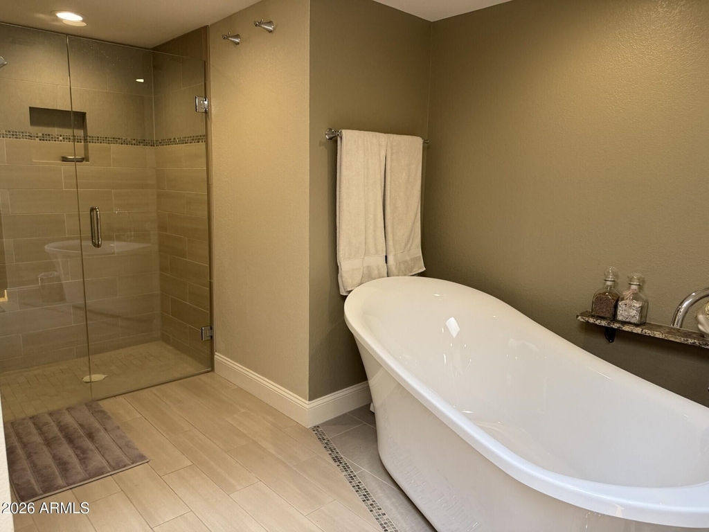 10460 N 104th Place - Photo 11