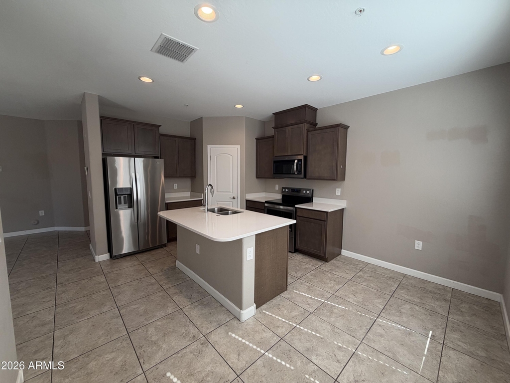 1255 N Arizona Avenue - Photo 11