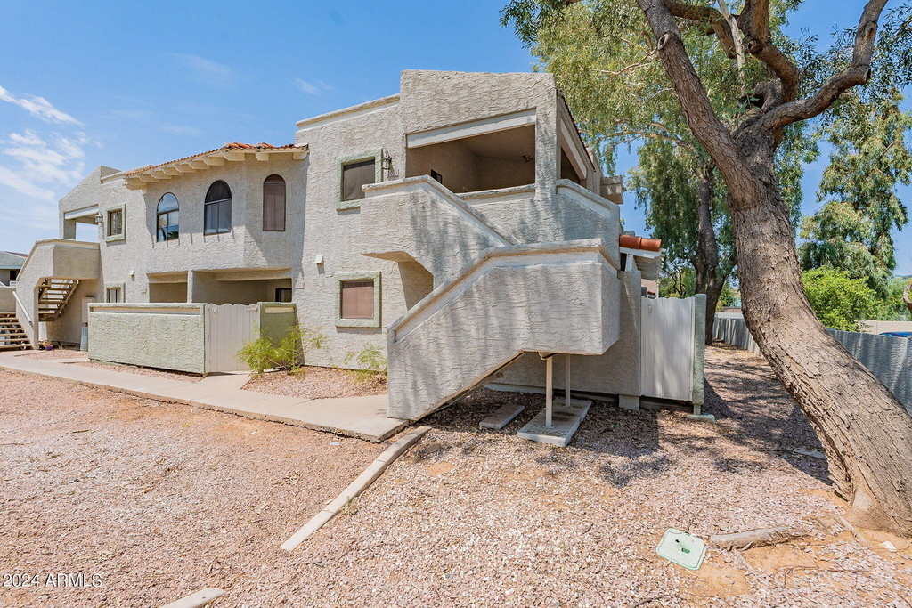 850 S River Drive - Photo 2