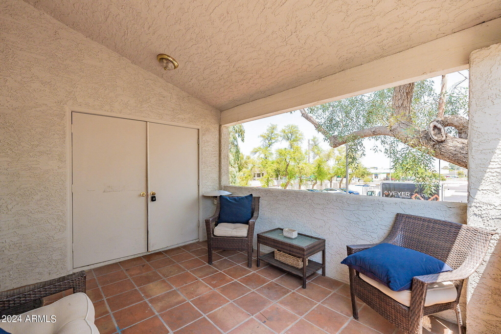 850 S River Drive - Photo 3