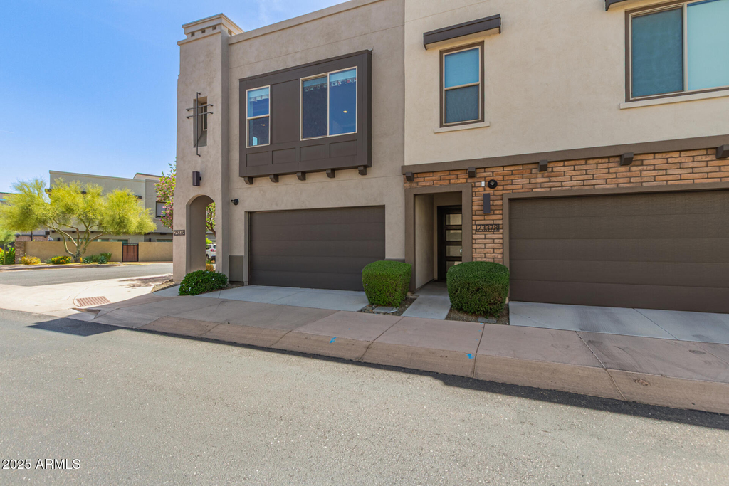 23376 N 73rd Way - Photo 2