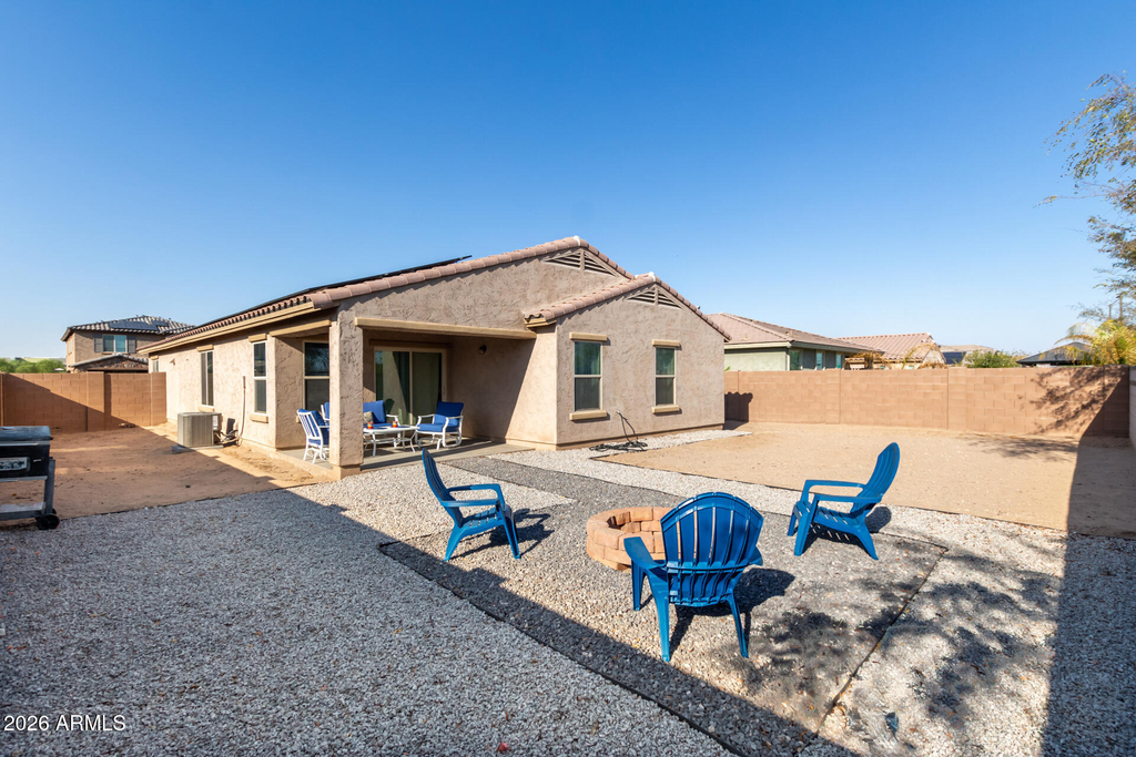 18221 W Pueblo Avenue - Photo 32