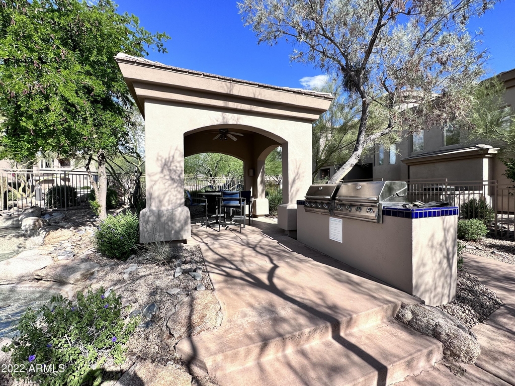16420 N Thompson Peak Parkway - Photo 24