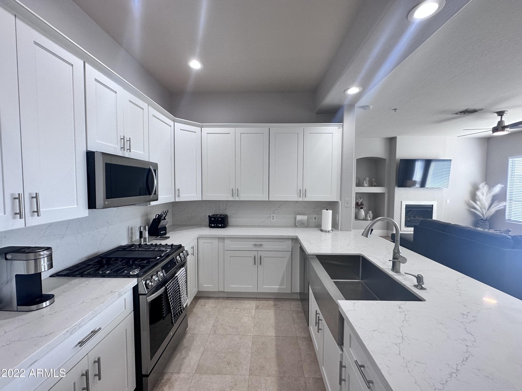 16420 N Thompson Peak Parkway - Photo 3