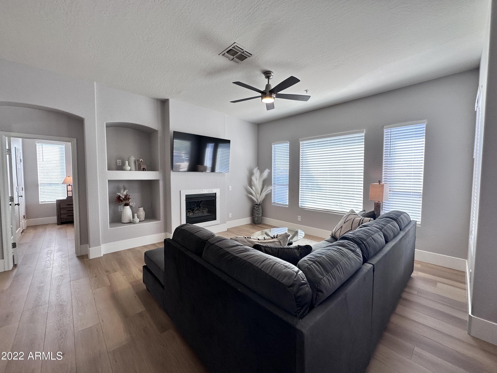16420 N Thompson Peak Parkway - Photo 4