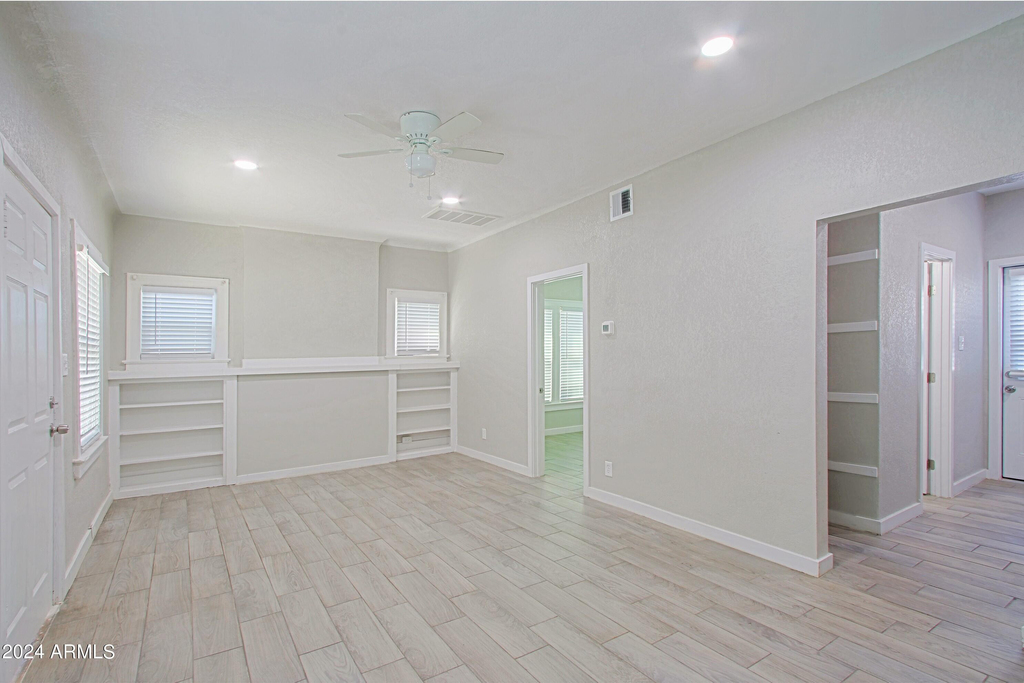 6812 N 23rd Avenue - Photo 2