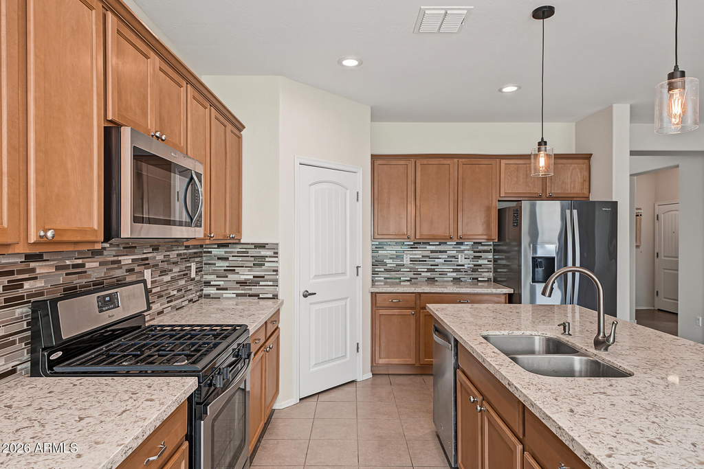 25719 N Cinch Drive - Photo 10
