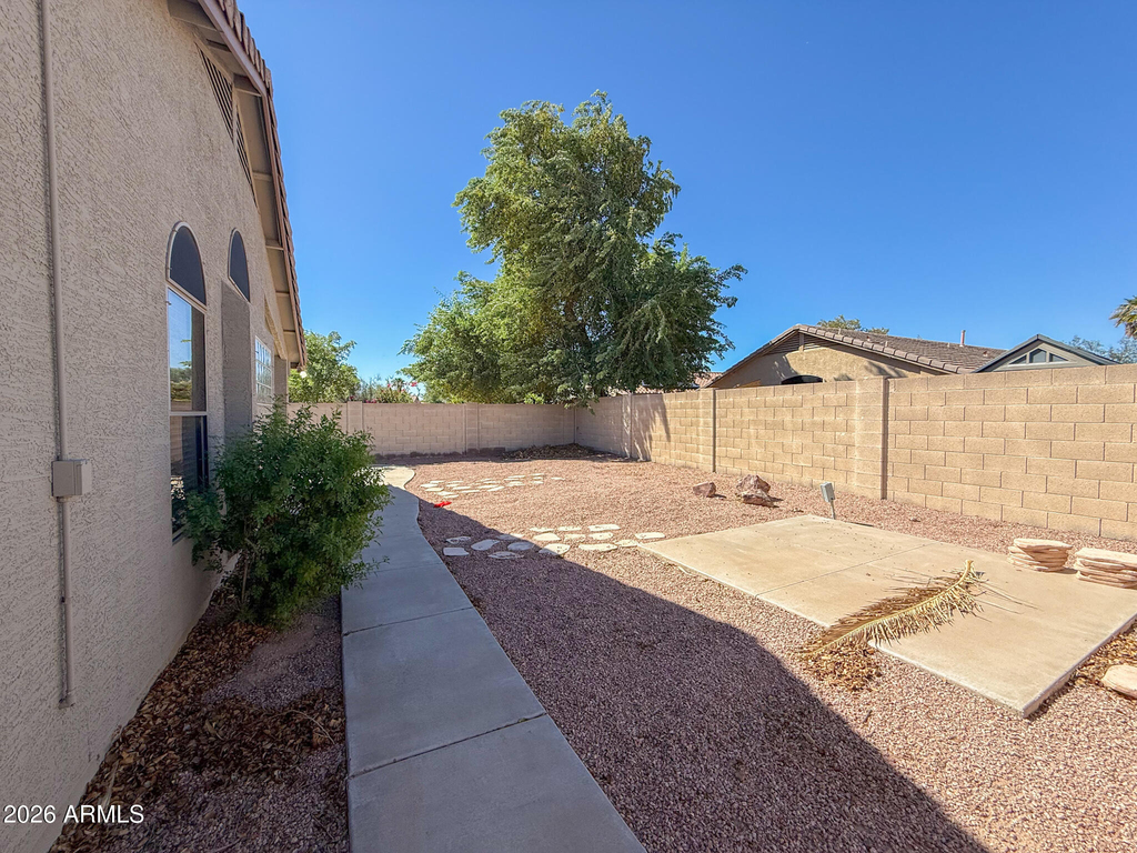 43676 W Wade Drive - Photo 27