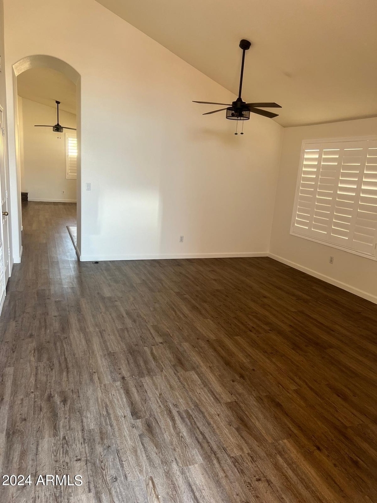 1218 W Myrna Lane - Photo 18