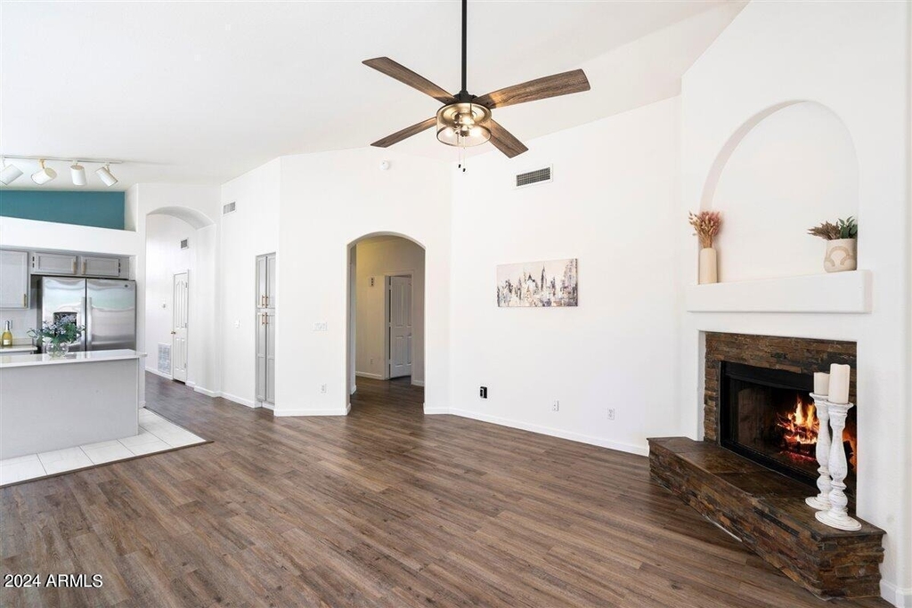 1218 W Myrna Lane - Photo 1