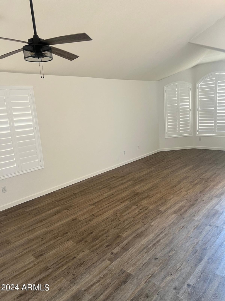 1218 W Myrna Lane - Photo 15