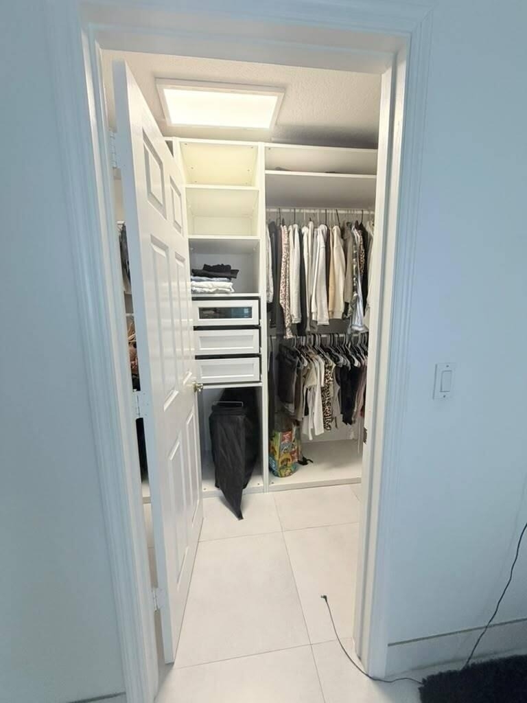 4251 E Seneca Avenue - Photo 24
