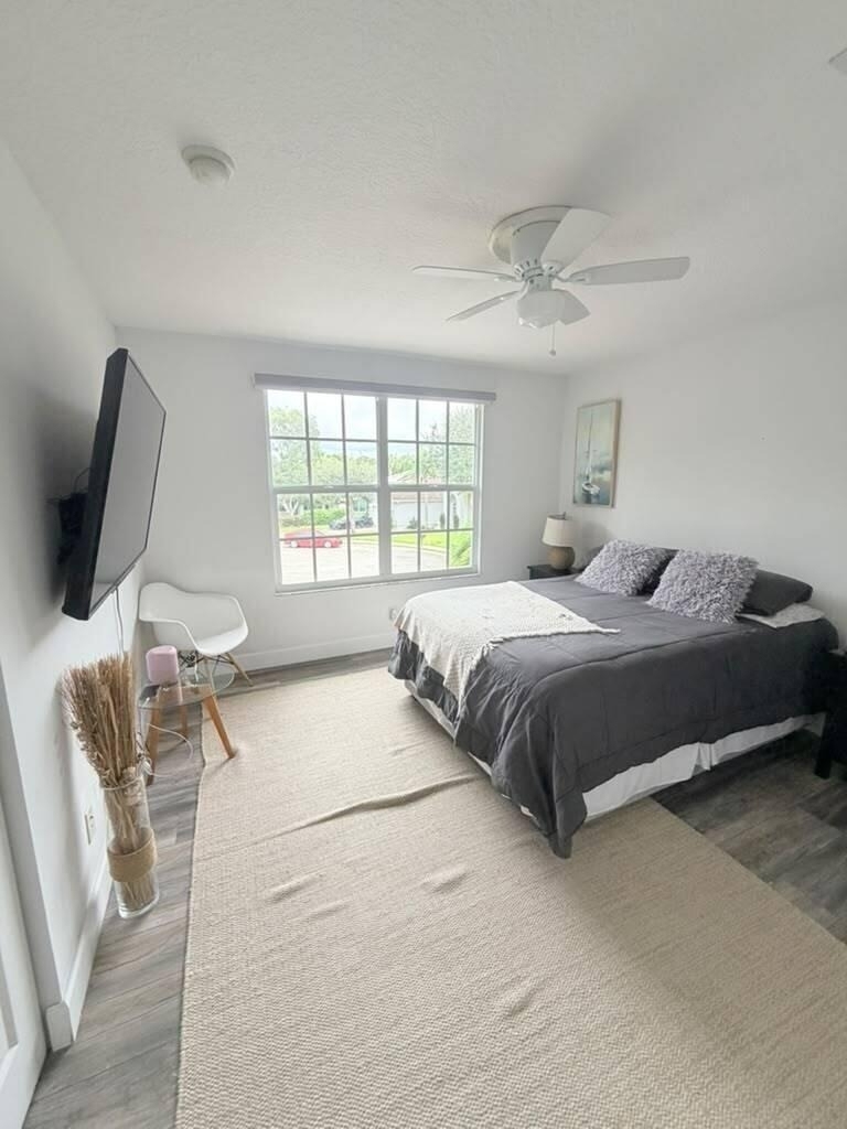 4251 E Seneca Avenue - Photo 28