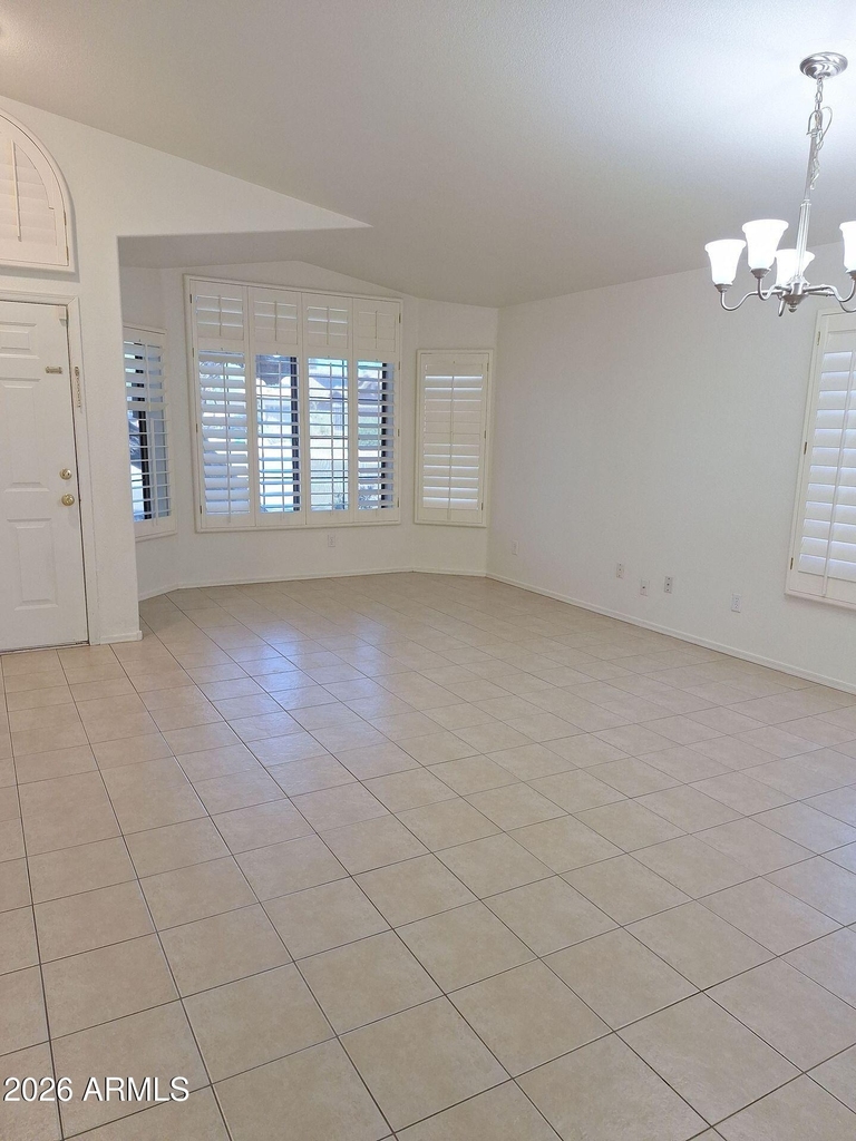 507 W Bluefield Avenue - Photo 1