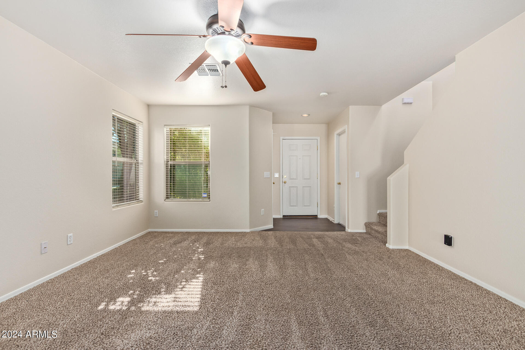 17255 N 184th Drive - Photo 10