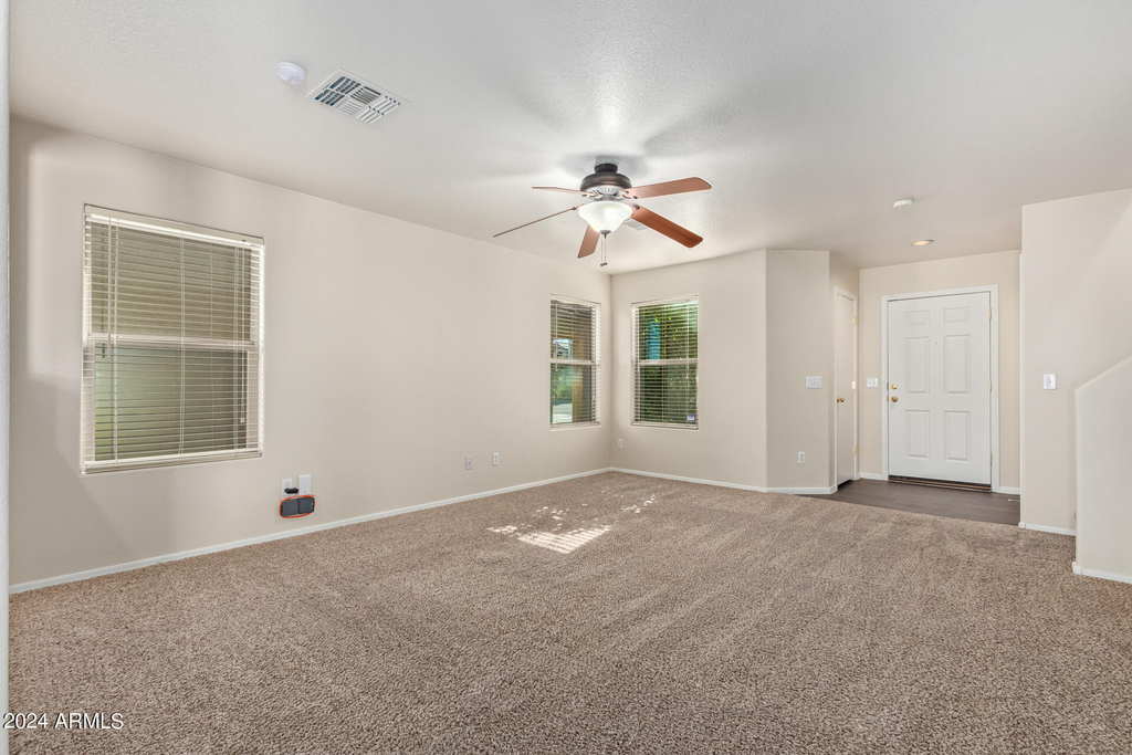 17255 N 184th Drive - Photo 8