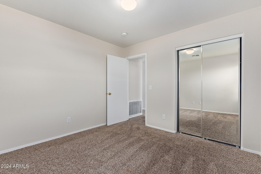 17255 N 184th Drive - Photo 32