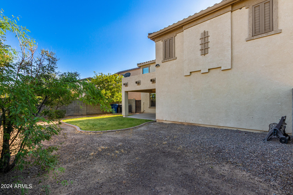 17255 N 184th Drive - Photo 40