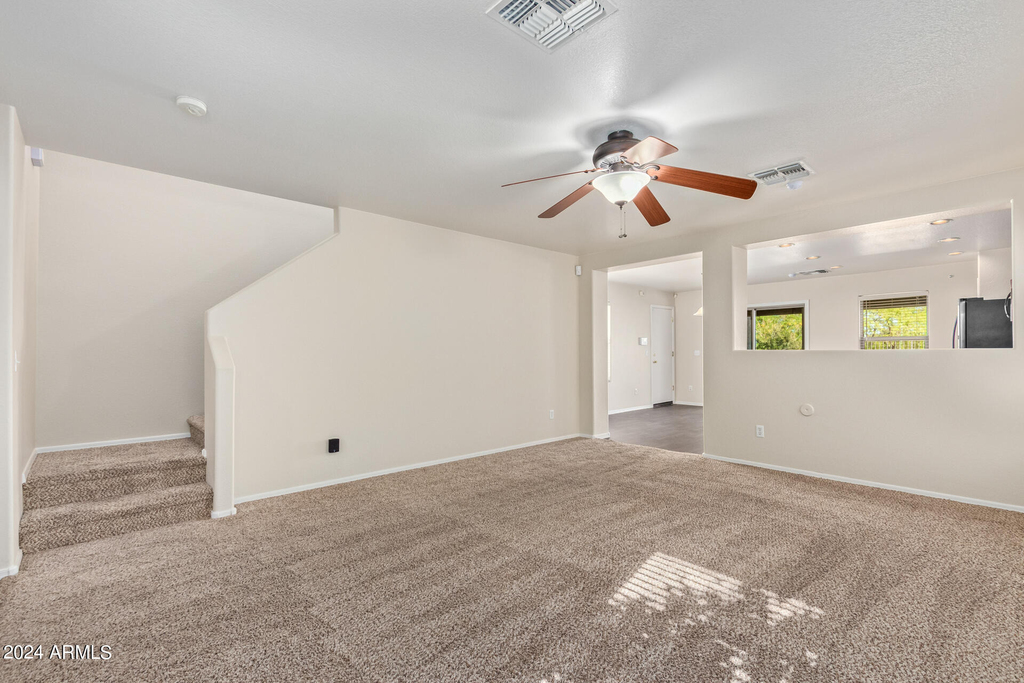 17255 N 184th Drive - Photo 9