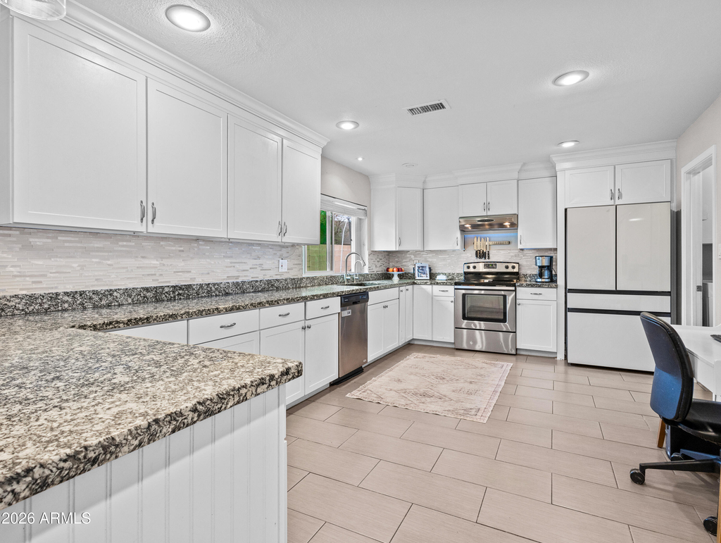 2612 W Osage Circle - Photo 9