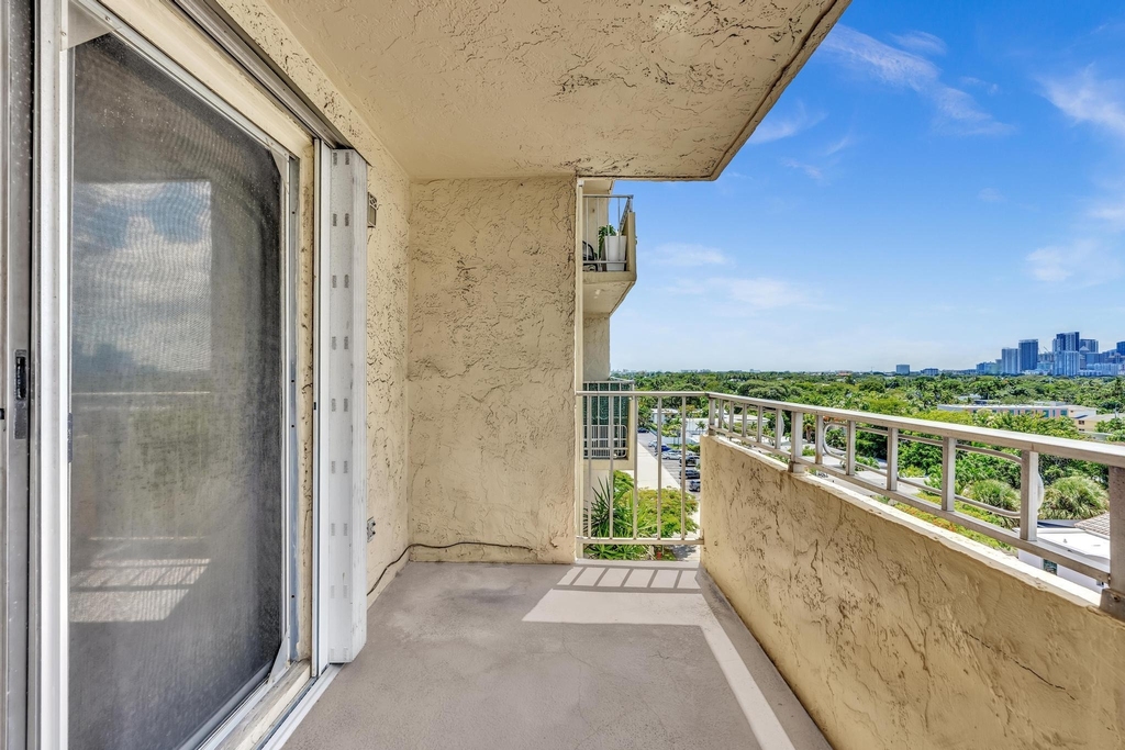 900 Ne 18th Avenue - Photo 21