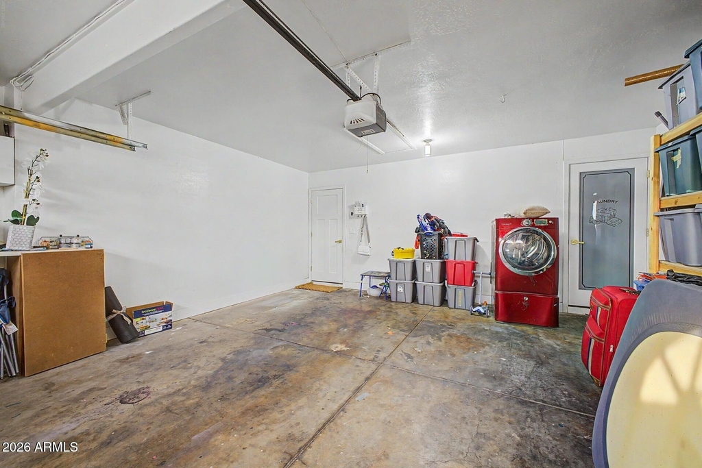 2558 E Baltimore Street - Photo 33