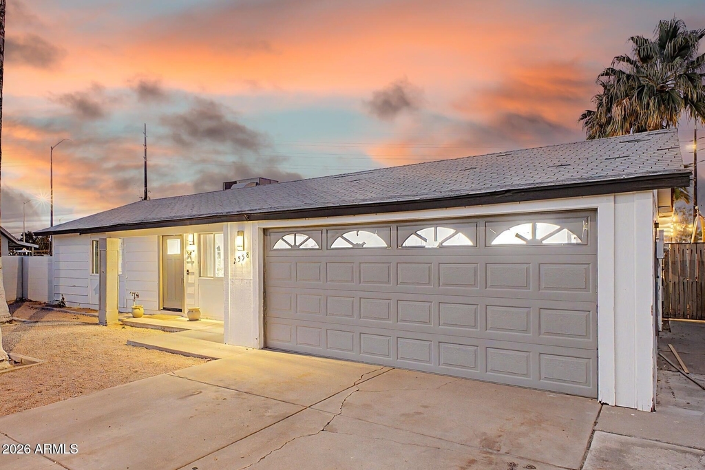 2558 E Baltimore Street - Photo 8