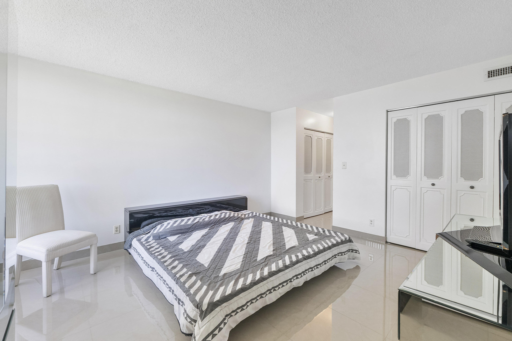 5828 Coral Lake Drive - Photo 16