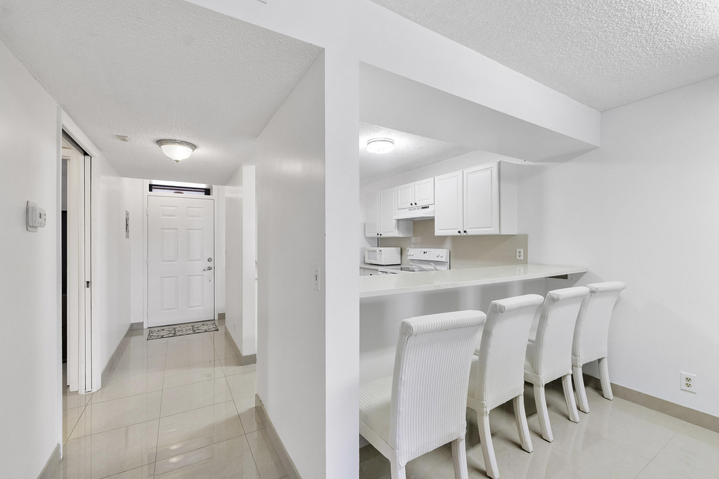 5828 Coral Lake Drive - Photo 7