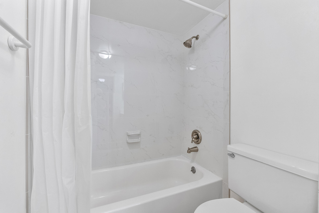 5828 Coral Lake Drive - Photo 20