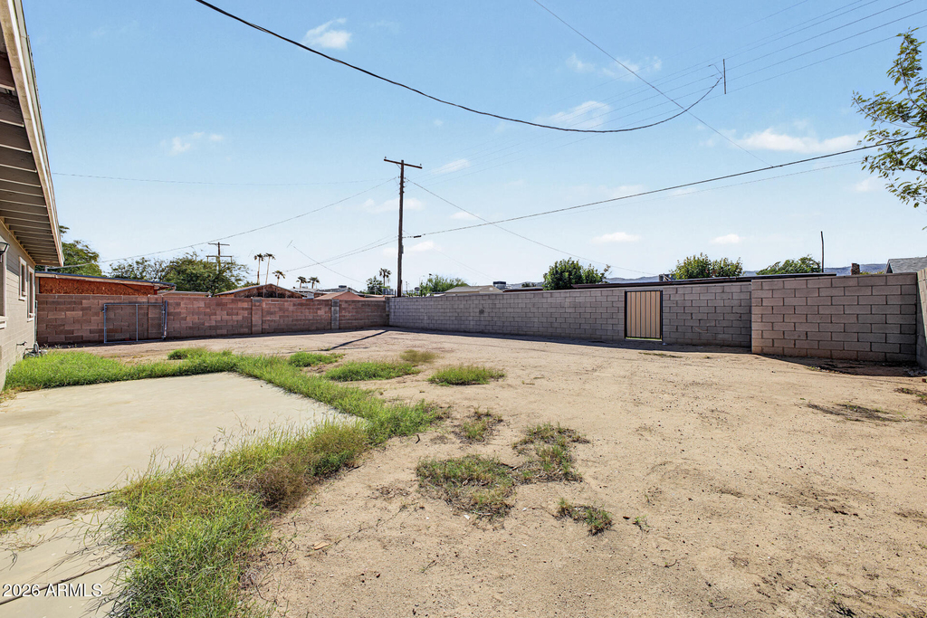 919 E Vineyard Road - Photo 17